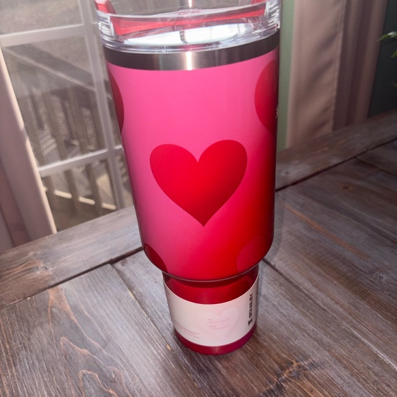 Target Stanley 40oz Tumbler Valentine's Day Rouge Heart Gradient Red NEW Cup - Picture 9 of 12